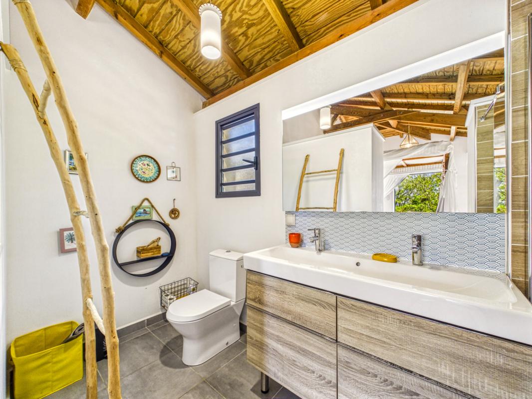 25.Location villa piscine vue mer 3 chambres Deshaies Guadeloupe